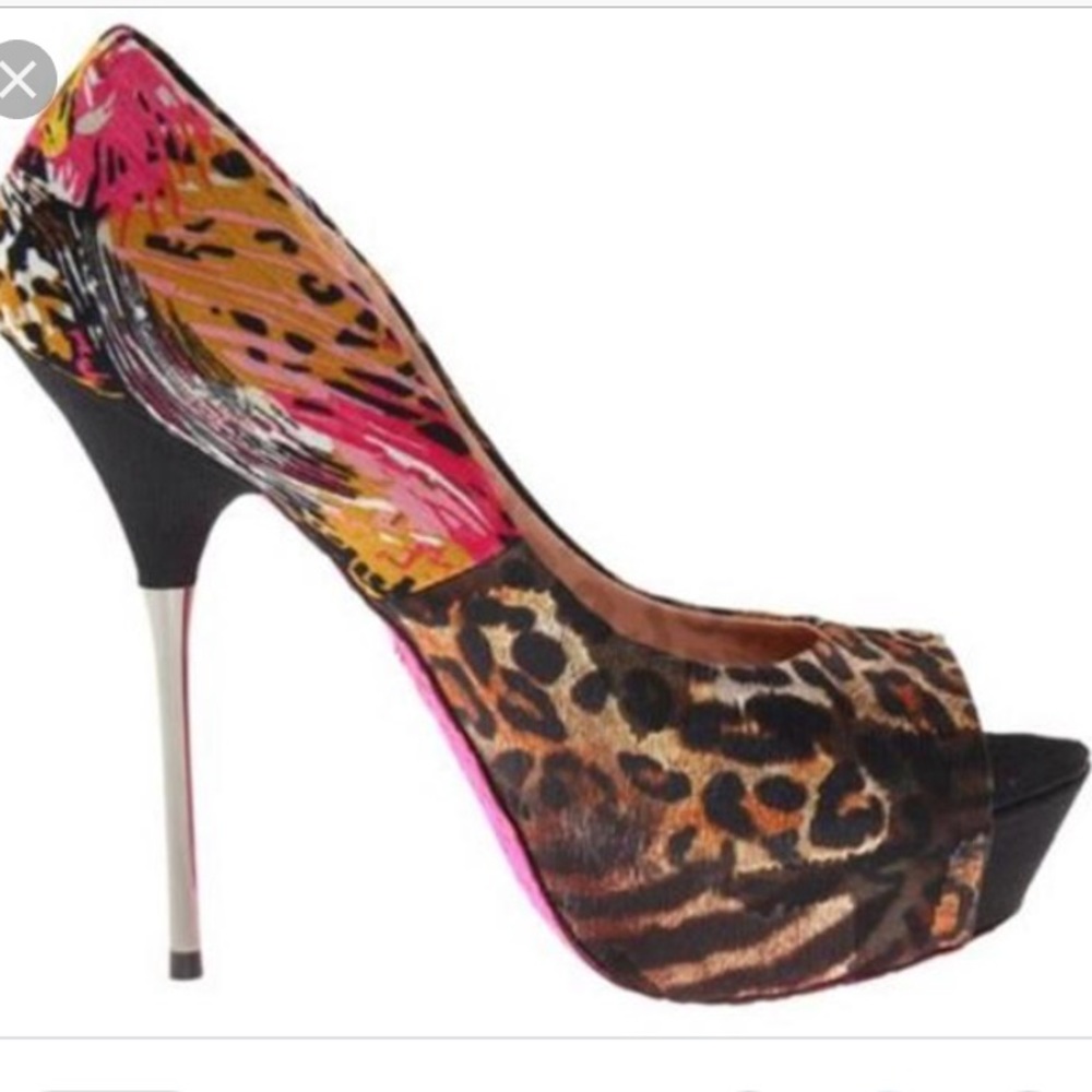 Betsey Johnson Trainnn Multi stiletto peep…